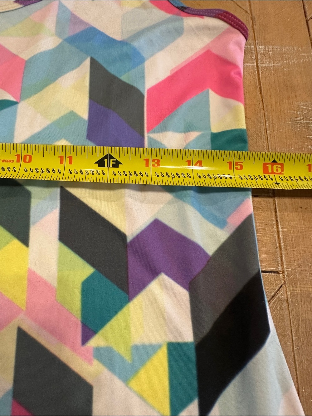 Xersion Women’s Medium Geometric Racerback Tank 🌈💗 - Picture 5 of 7